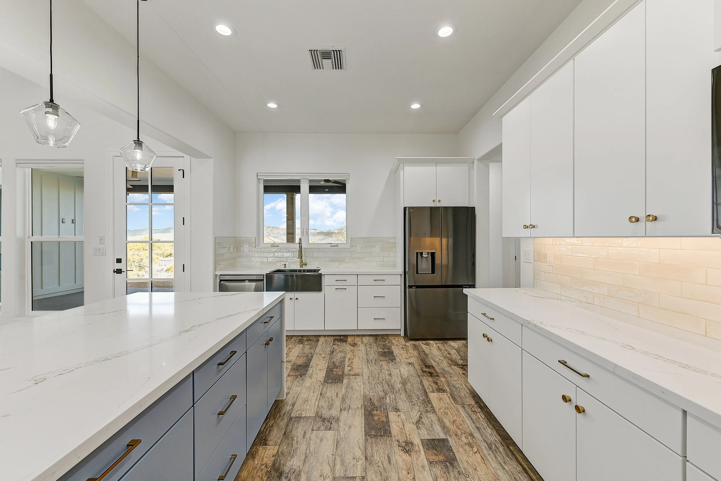 10-Kitchen View.jpg
