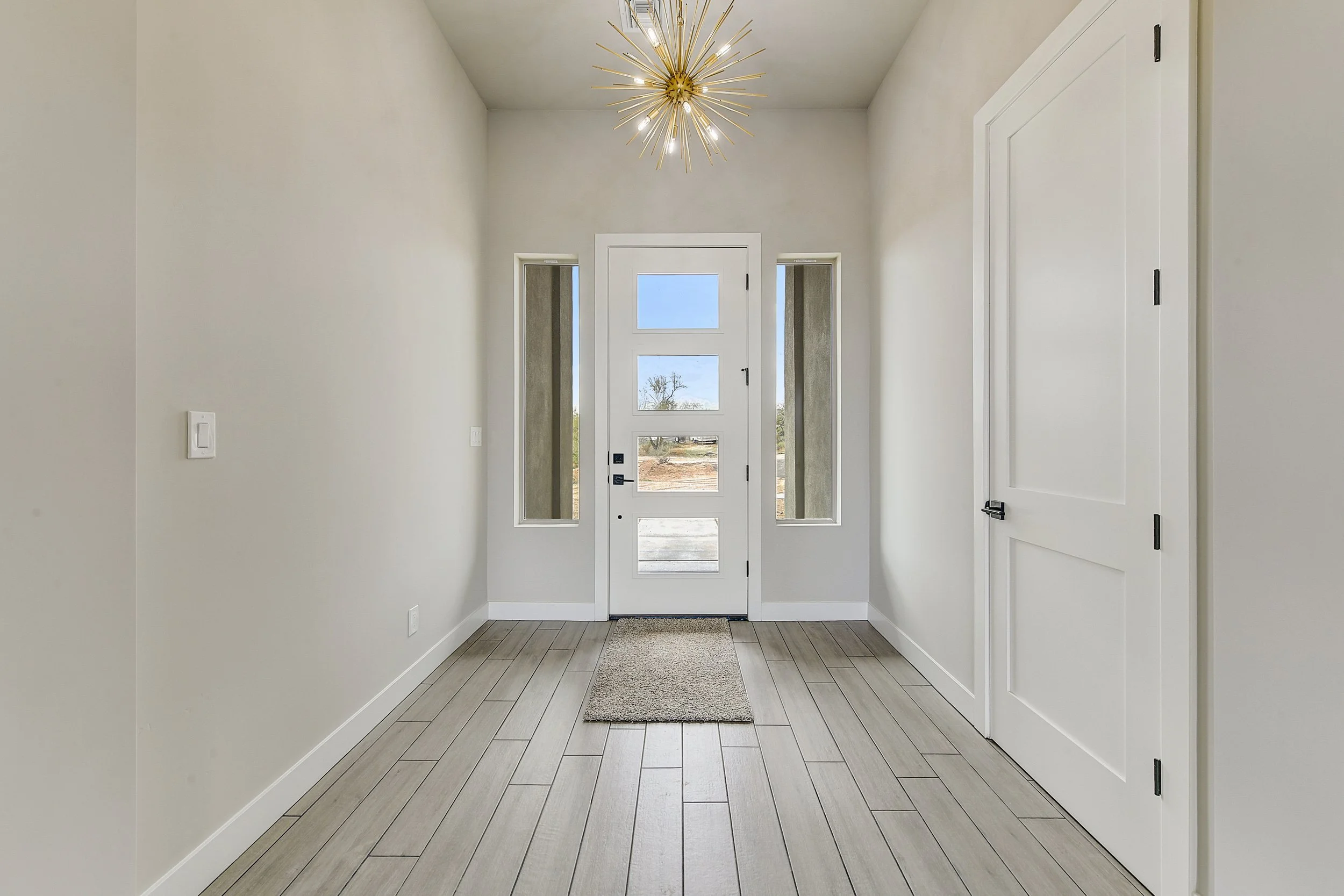 10-Foyer.jpg