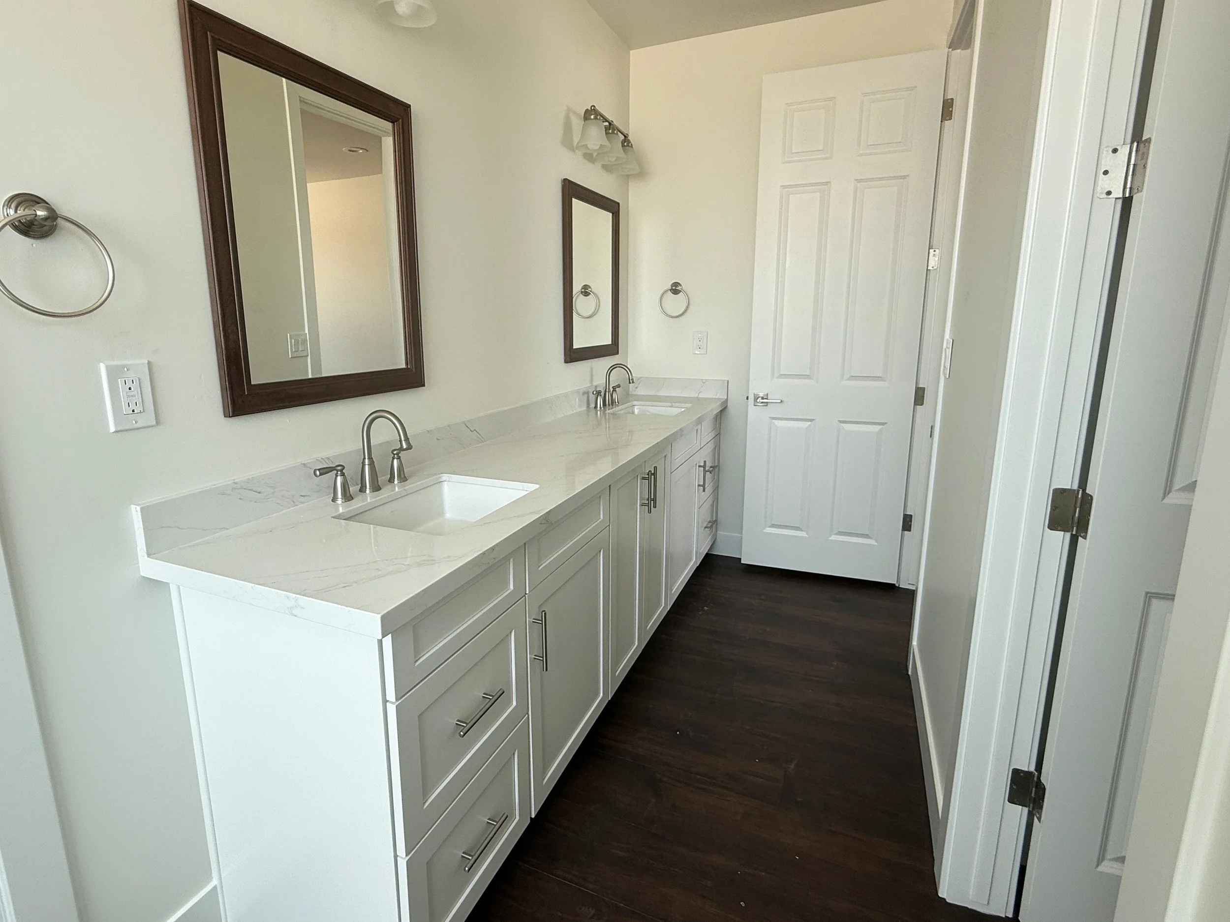 Master Bathroom.jpg